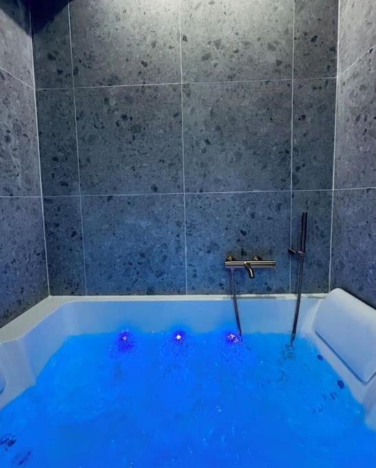 Mon Amour, Un Sejour A 200m De La Cathedrale ! Classe 3 Etoiles ! Appartement